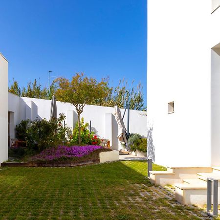 Villa VI Флумини ди Куарту Екстериор снимка