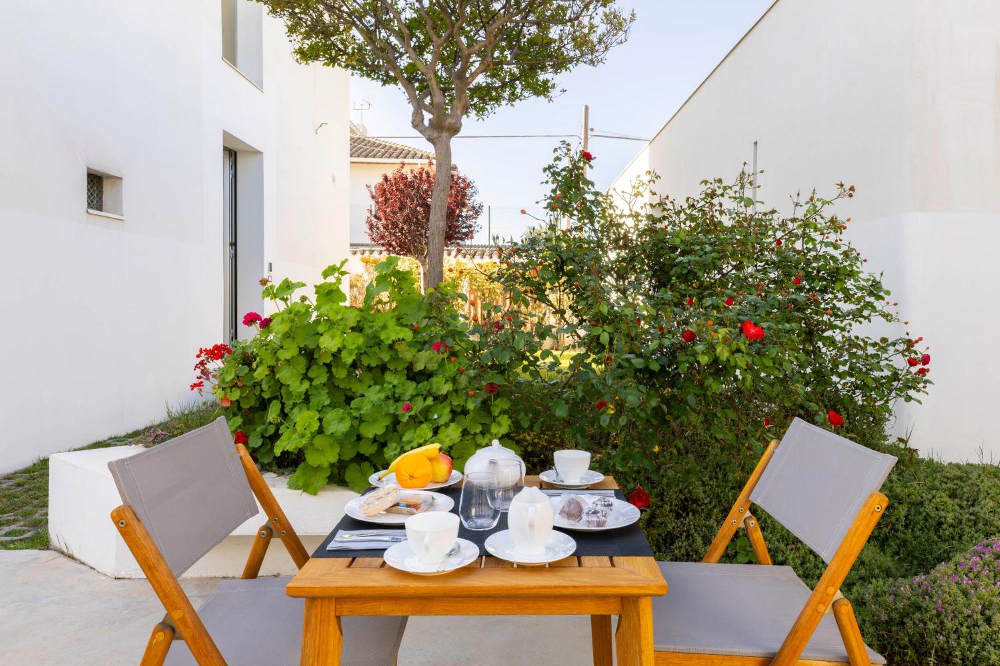 Villa VI Флумини ди Куарту Екстериор снимка