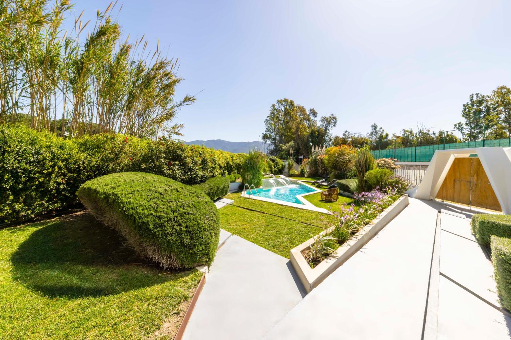 Villa VI Флумини ди Куарту Екстериор снимка